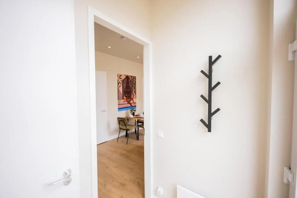 Elegant 2 Bedroom Serviced Apartment 54M2 -Mst40E- Rotterdam