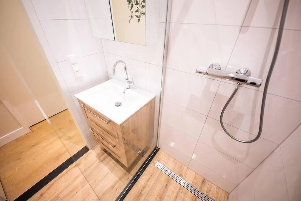 Elegant 2 Bedroom Serviced Apartment 54M2 -Mst40E- Rotterdam Holiday home